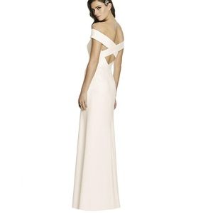 Dessy Bridesmaid collection Style 2987. Color Blush. NWT. Never hemmed.